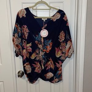 Floral Umgee v neck blouse